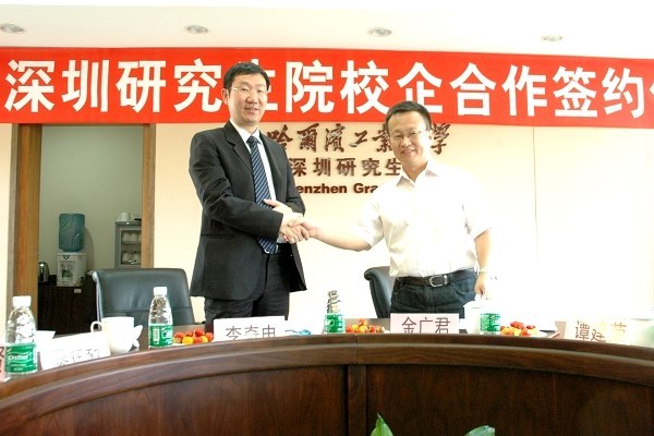 從可樂傳呼到 AI 販賣機:李奇申的連續創業之路