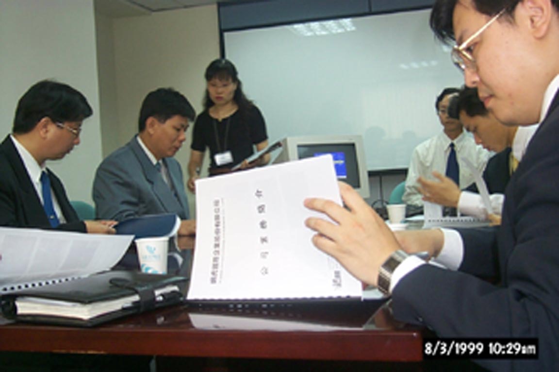 IBM 拜訪網虎國際辦公室進行技術審核，展現 XLinux 產品技術實力