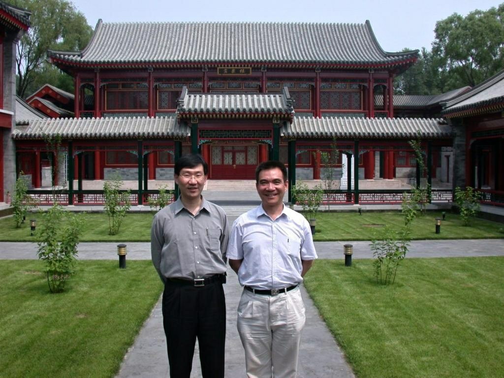 李奇申與世界銀行前副行長林毅夫合影