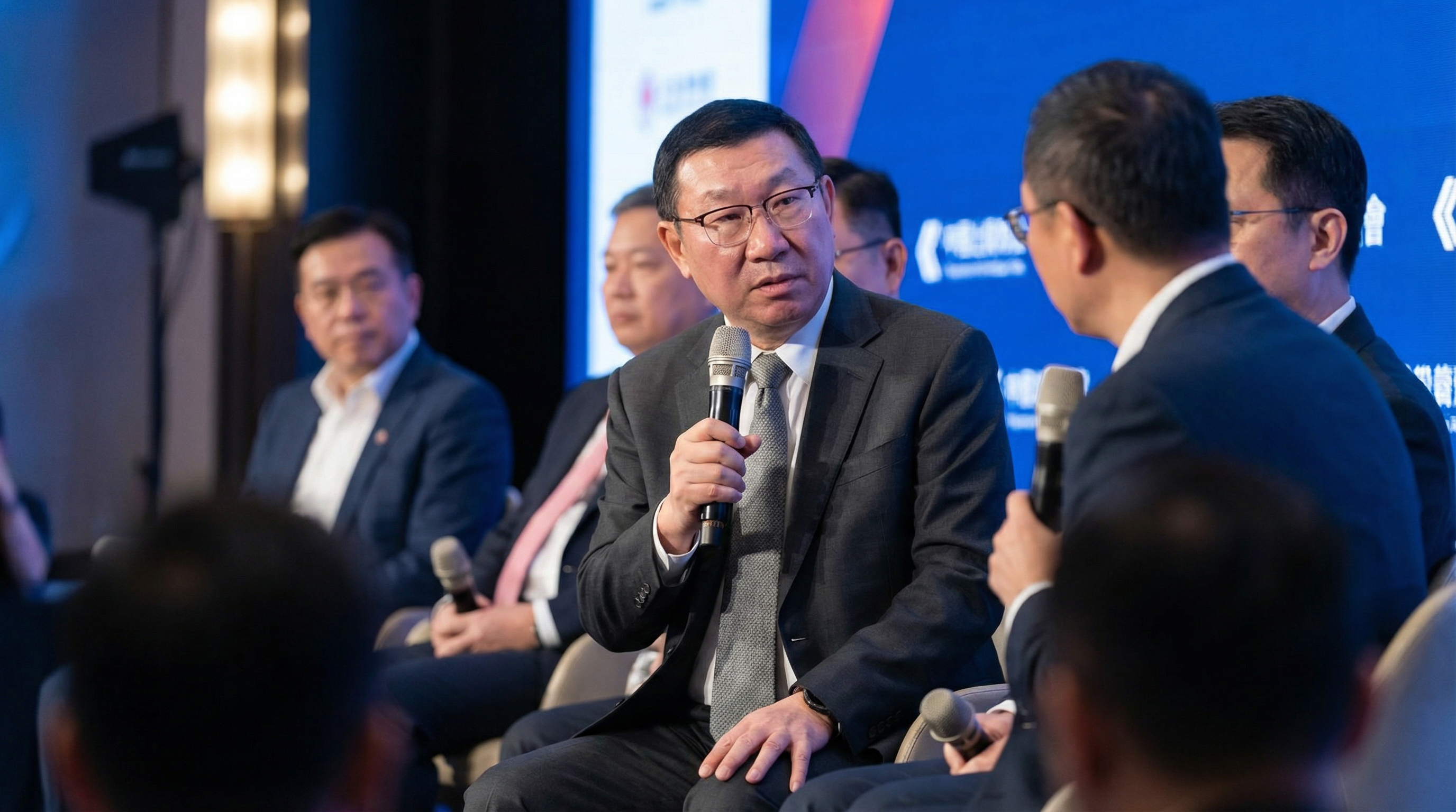 李奇申參與座談